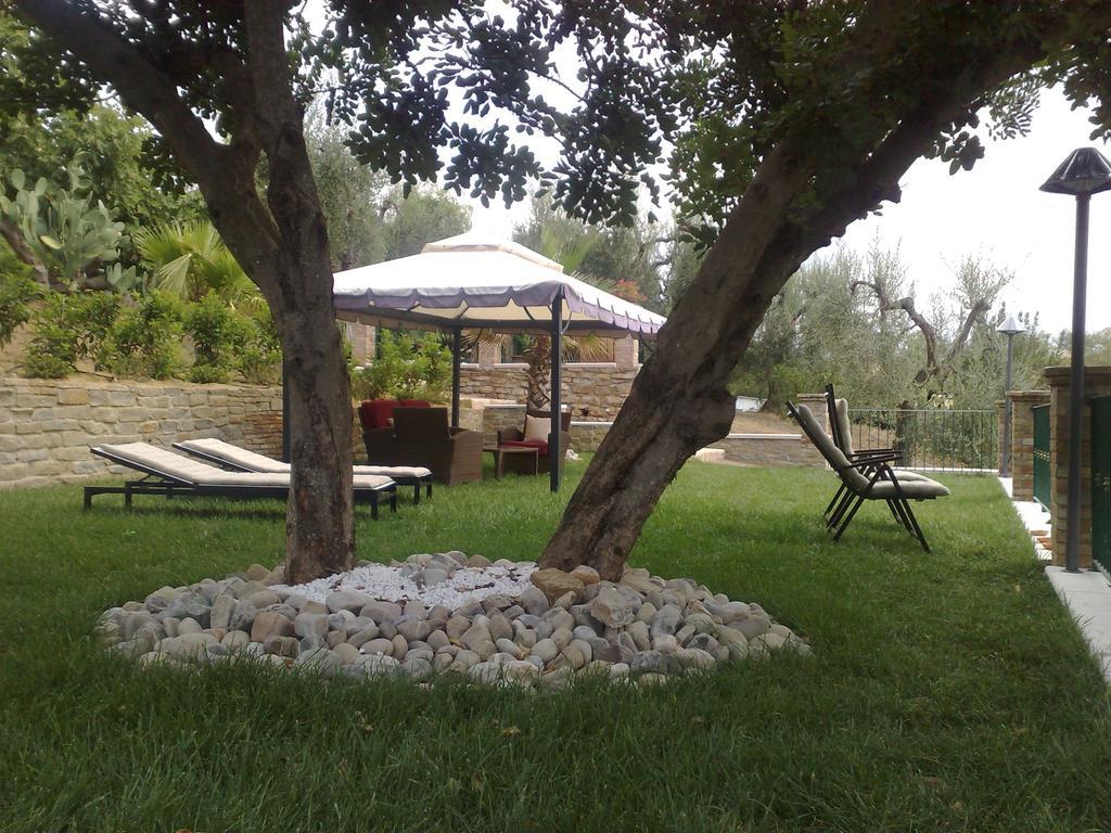 Agriturismo Terranova Pisticci Buitenkant foto